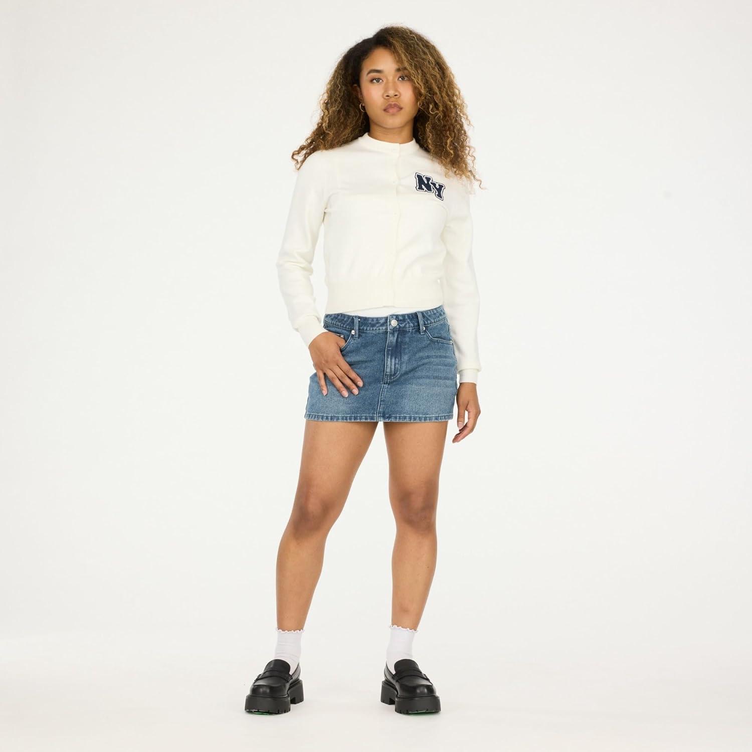 imageForever 21 Womens Long Sleeve Knit Sweater with New York Back GraphicIvory