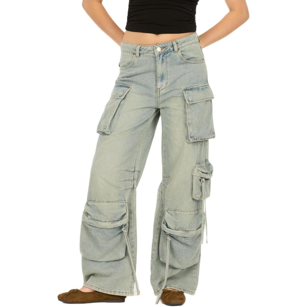 imageForever 21 Womens Cargo JeansWideLeg Denim with Oversized Utility PocketsGreen